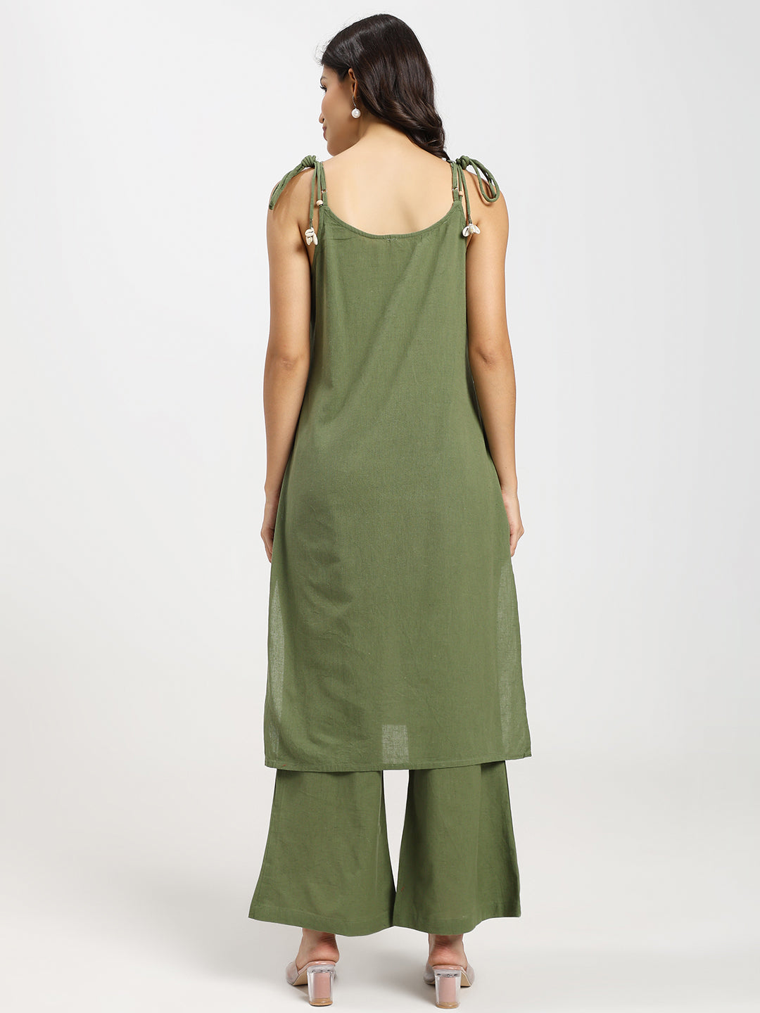 Mirror and seashell embellished kurta set with adjustable tie-up shoulders – 2 pieces | Green