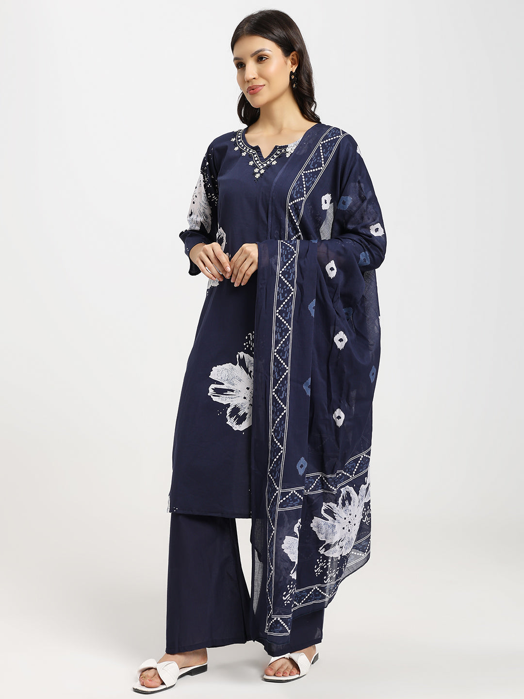 Jaipur-Printed Navy Blue Floral Kurta Set with Dupatta and Bottom (3PC)