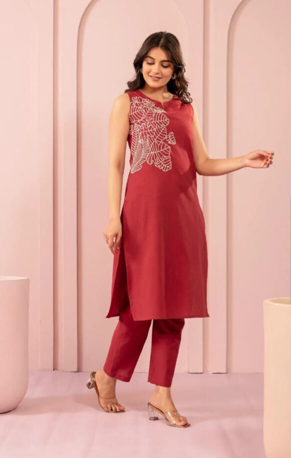 EMBROIDERED KURTA SET | MAROON